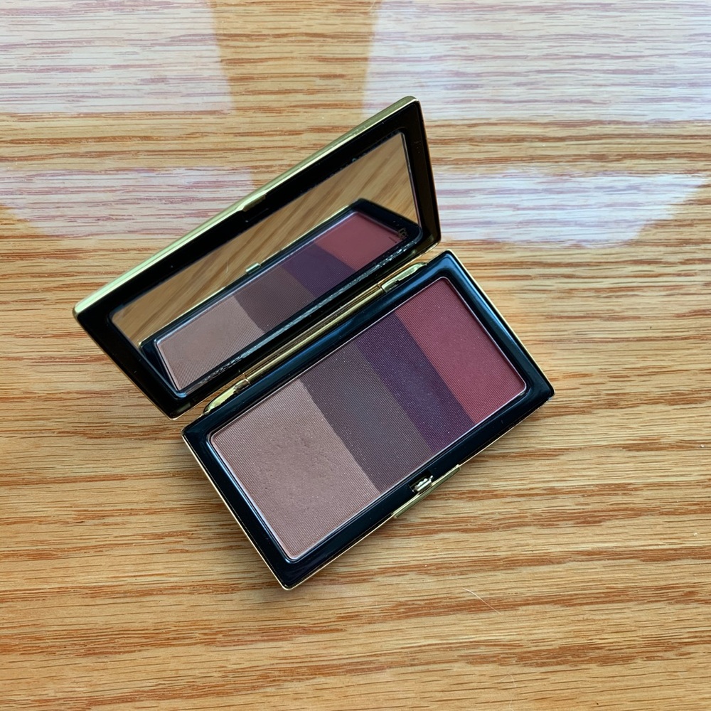 Victoria Beckham Smoky Eye Brick Tweed